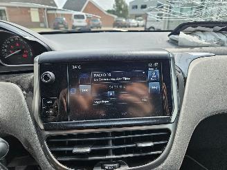 Peugeot 208 1.6 16V THP 155 Hatchback  Benzine 1.598cc 115kW (156pk) FWD picture 14