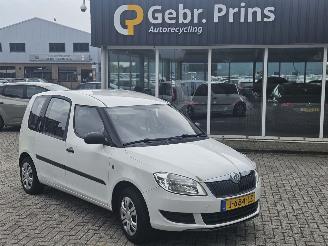 Unfallwagen Skoda Roomster 1.2i 12V MPV  Benzine 1.198cc 51kW (69pk) FWD 2012/12