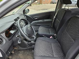 Daihatsu Cuore 1.0 12V DVVT Hatchback  Benzine 998cc 51kW (69pk) FWD picture 7