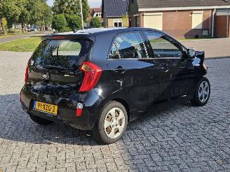 Kia Picanto 1.2 16V Hatchback  Benzine 1.248cc 63kW (86pk) FWD picture 8