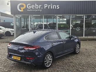Damaged car Hyundai I-30 FASTBACK 1.0 T-GDI 12V Liftback  Benzine 998cc 88kW (120pk) FWD 2019/7
