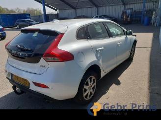 Volvo V-40 V40 (MV), Hatchback 5-drs, 2012 / 2019 2.0 D4 16V picture 4