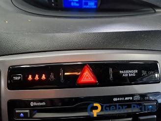 Hyundai I-20 i20, Hatchback, 2008 / 2015 1.1 CRDi VGT 12V picture 12