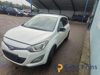 Hyundai I-20 i20, Hatchback, 2008 / 2015 1.1 CRDi VGT 12V picture 9
