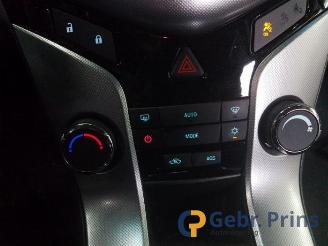 Chevrolet Cruze Cruze (305), Hatchback, 2010 / 2015 1.8 16V VVT picture 7
