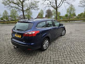 Ford Focus 1.0 Ti-VCT EcoBoost 12V 125 Combi/o  Benzine 998cc 92kW (125pk) picture 6