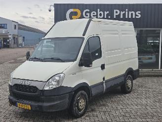 skadebil bedrijf Iveco New daily Bestel  Diesel 2.287cc 93kW (126pk) RWD 2014/7