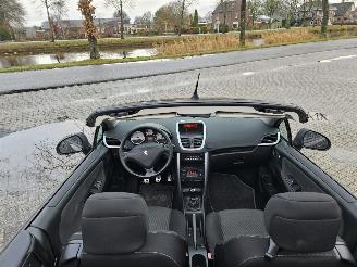 Peugeot 207 1.6 16V Cabrio  Benzine 1.598cc 88kW (120pk) FWD picture 11