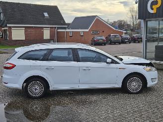Ford Mondeo 1.6 Ti 16V Combi/o  Benzine 1.596cc 92kW (125pk) FWD picture 8