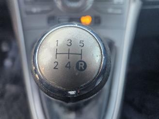 Toyota Auris 1.6 Dual VVT-i 16V Hatchback  Benzine 1.598cc 91kW (124pk) FWD picture 11