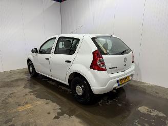 Schadeauto Dacia Sandero 1.2 16V Hatchback  Benzine 1.149cc 55kW (75pk) FWD 2011/11