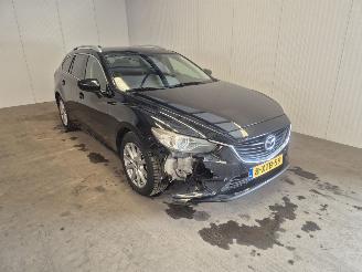 Schadeauto Mazda 6 2.2 SkyActiv-D 150 16V Combi/o  Diesel 2.191cc 110kW (150pk) FWD 2014/10