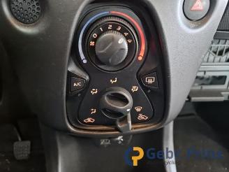 Toyota Aygo Aygo (B40), Hatchback, 2014 1.0 12V VVT-i picture 15
