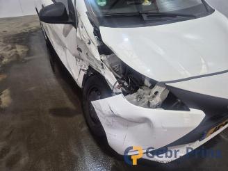 Toyota Aygo Aygo (B40), Hatchback, 2014 1.0 12V VVT-i picture 4