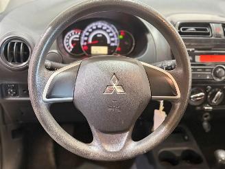 Mitsubishi Space-star 1.0 Cool+ picture 10