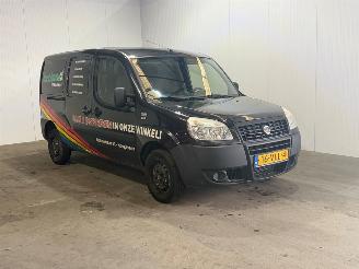 Vaurioauto  passenger cars Fiat Doblo 1.9 MultiJet Basis Maxi 2008/1