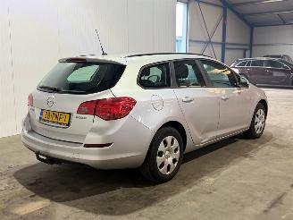 Opel Astra SPORTS TOURER 1.4 Edition picture 3