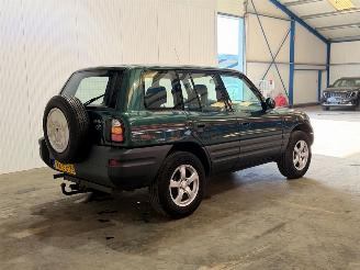 Toyota Rav-4 2.0i Wagon picture 3