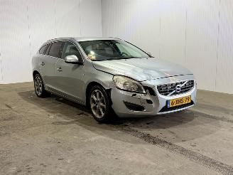 Schadeauto Volvo V-60 1.6 Drive R-Design 2012/5