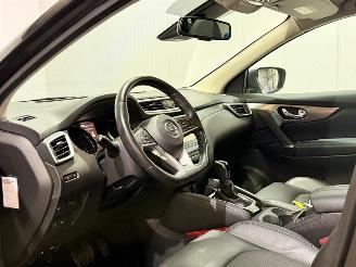 Nissan Qashqai 1.2 Tekna picture 9