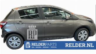 Toyota Yaris Yaris III (P13), Hatchback, 2010 / 2020 1.0 12V VVT-i picture 2