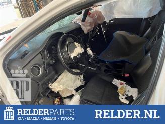 Toyota Auris Auris (E18), Hatchback 5-drs, 2012 / 2019 1.8 16V Hybrid picture 9