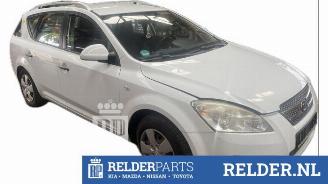 Kia Cee d Cee'd Sporty Wagon (EDF), Combi, 2007 / 2012 1.6 16V picture 8