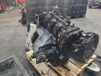 Mercedes C-klasse C-350  HYBRIDE   2.0 16V  205 KW picture 6