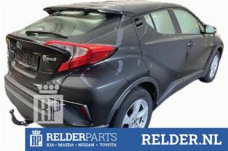 Toyota C-HR C-HR (X1,X5), SUV, 2016 1.8 16V Hybrid picture 3