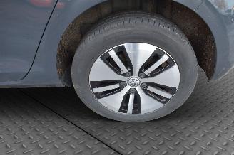Volkswagen e-Golf ELECTRIC picture 17