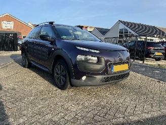damaged passenger cars Citroën C4 cactus 1.6 BlueHDi Business 2015/1