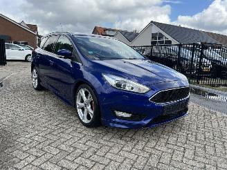 Unfallwagen Ford Focus 2.0 TDCI Titanium Automaat 1st owner 2016/3