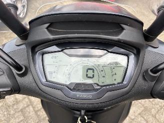 Piaggio Beverly 300 300 Beverly S HPE | opknapper! picture 13
