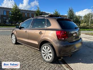 Volkswagen Polo 1.2 TSI Highline Pano !! picture 14