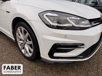 Volkswagen Golf 1.4 TSI Highline Business R picture 23
