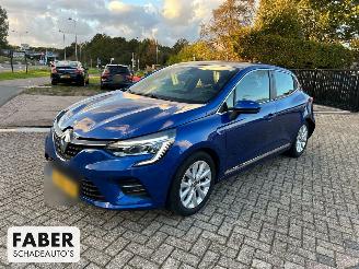 Schadeauto Renault Clio 1.0 TCe Intens | 37.279 km!! 2019/12