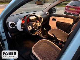 Renault Twingo 1.0 SCe Collection picture 12