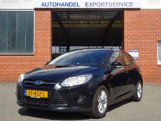 Auto incidentate Ford Focus 1.0 EcoBoost Titanium, Airco, Cruise control, Trekhaak 2014/4