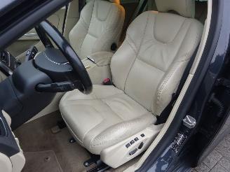 Volvo V-60 D6 AWD Plugin-Hybrid Summum, Leder, Schuifdak, Navi, Lane assist picture 11