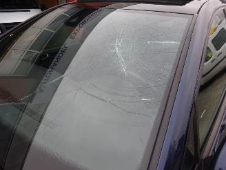 Volkswagen Golf GTE Pug-in Hybride 110kw, Panorama, Lane assist picture 23