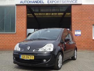 uszkodzony samochody osobowe Renault Grand-modus 1.2 TCE Dynamique, Airco, Cruise control, Trekhaak 2008/4