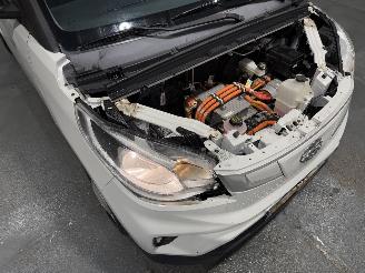 Maxus eDeliver3 SWB 90kW 53kWh picture 25