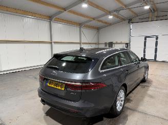 Jaguar XF 2.0D 132kW Automaat Camera Prestige Sportbrake picture 6