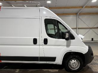 Opel Movano 2.2D 121kW Zwaar L2H2 picture 14
