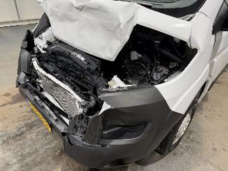 Opel Movano 2.2D 121kW Zwaar L2H2 picture 27