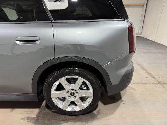 Mini Countryman E 66.5kWh M 150kW Automaat Pano Classic picture 32