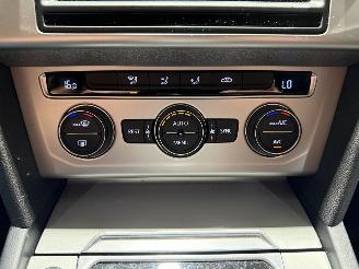 Volkswagen Passat 1.4TSI 110kW Automaat ACT Connected Series picture 19
