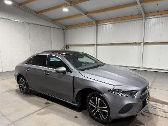 Mercedes A-klasse 180 100kW Automaat Panoramadak Star Edition picture 2