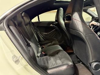 Mercedes Cla-klasse 180 90kW Edition 1 Panoramadak picture 35