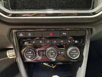 Volkswagen T-Roc 1.5TSI 110kW Automaat Sport Business R picture 39